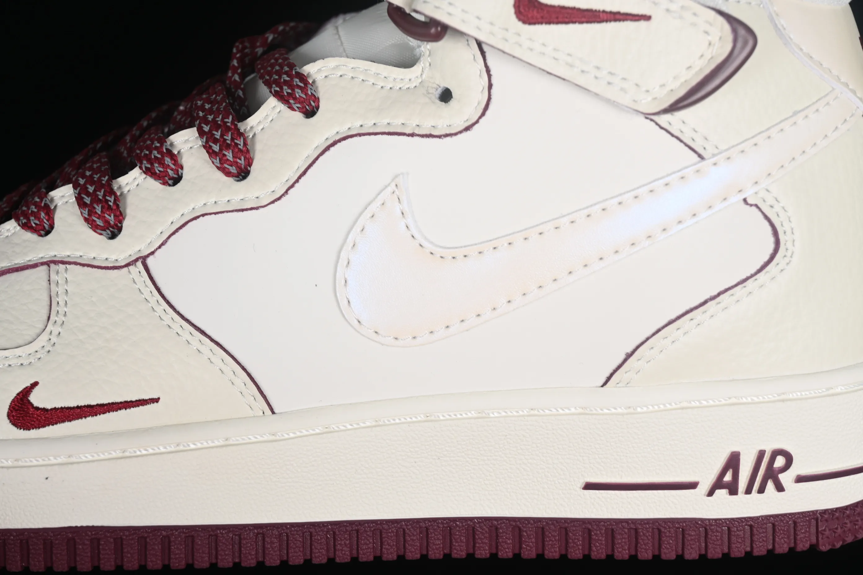 All categories Nk Air Force 1 Air Force series Nk Air Force 1 Mid Air Force mid-top Nk Air Force 1'07 Mid burgundy pearlescent small hook Air Force One mid-top casual sneakers SG2356-803